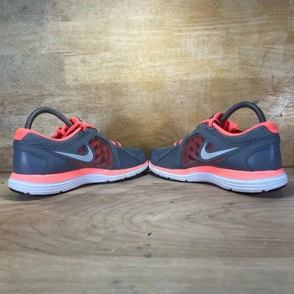 Nike Dual Fusion Womens Size 7 Running Shoes Sneakers Gray Coral 657498-001 - Picture 5 of 10